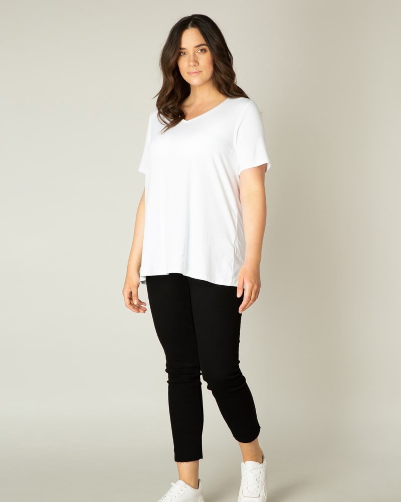 Front of a model wearing a size 3(52) Alba in White by Base Level Curvy. | dia_product_style_image_id:279840